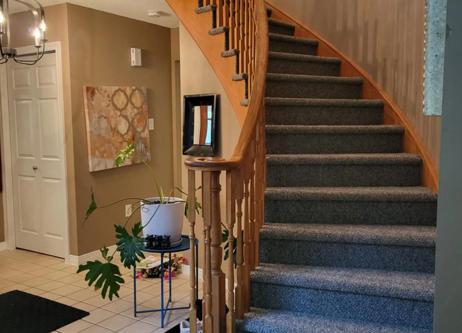 308 Delancey Villa Hamilton